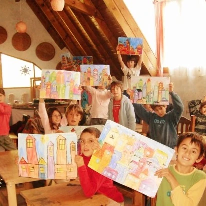 Escuela Secundaria - Alumnos Waldorf en clase de dibujo